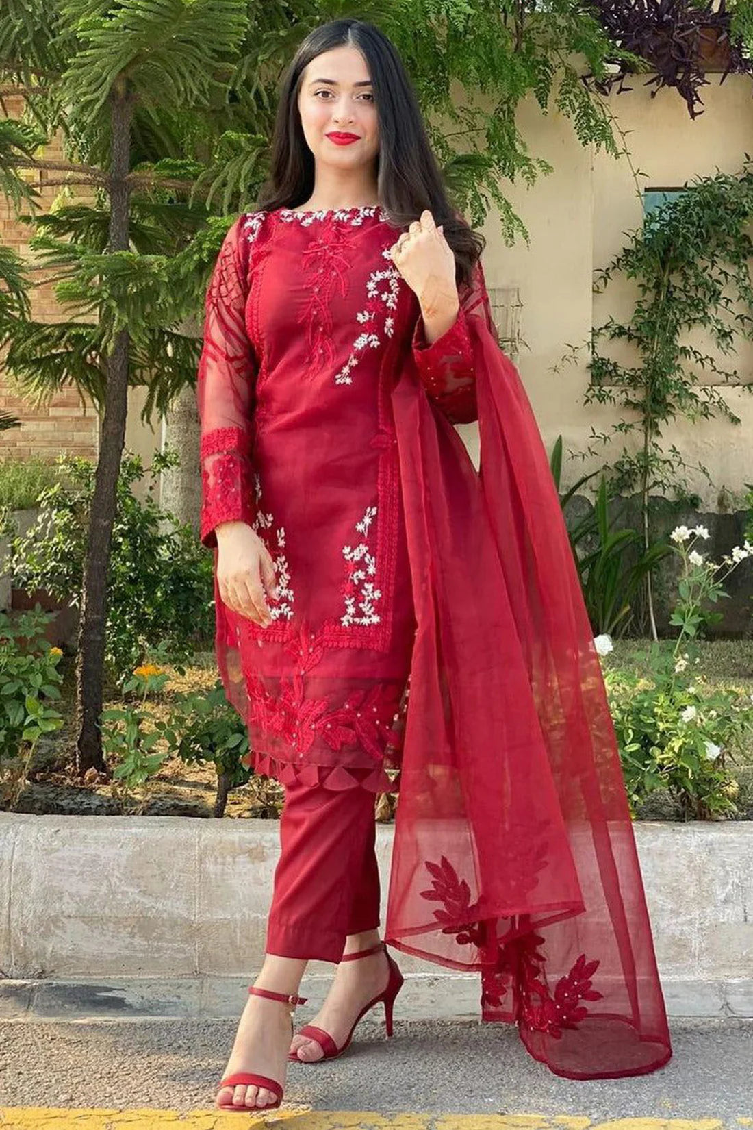 AZURE- ORGANZA HEAVY EMBROIDERED SHIRT WITH ORGANZA EMBROIDERED DUPATTA AND LAWN INNER -BIC-RED